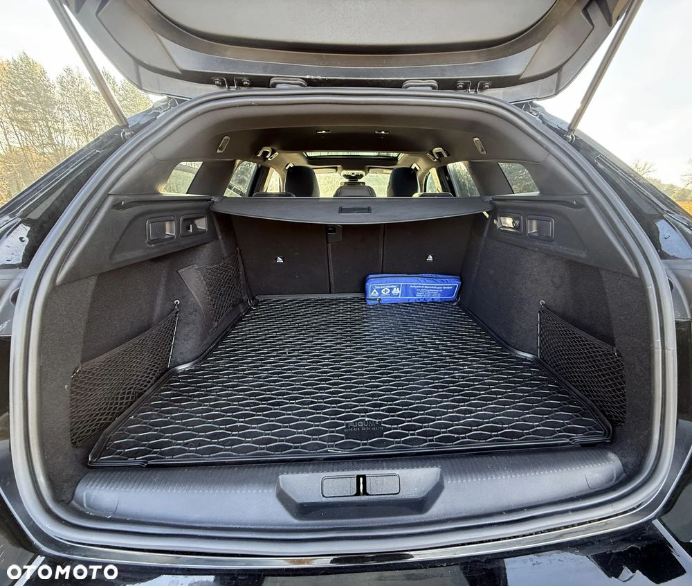 Peugeot 308 BlueHDi FAP 130 EAT8 Stop & Start GT Pack - 12