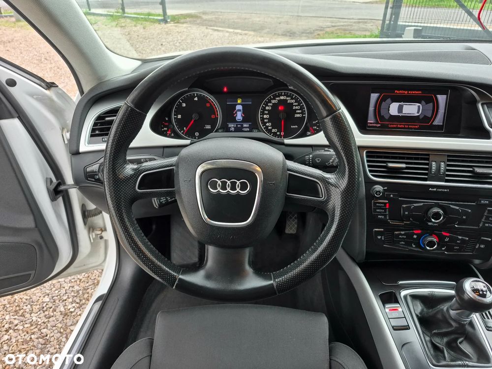 Audi A4 Avant 2.0 TDI DPF Attraction - 22