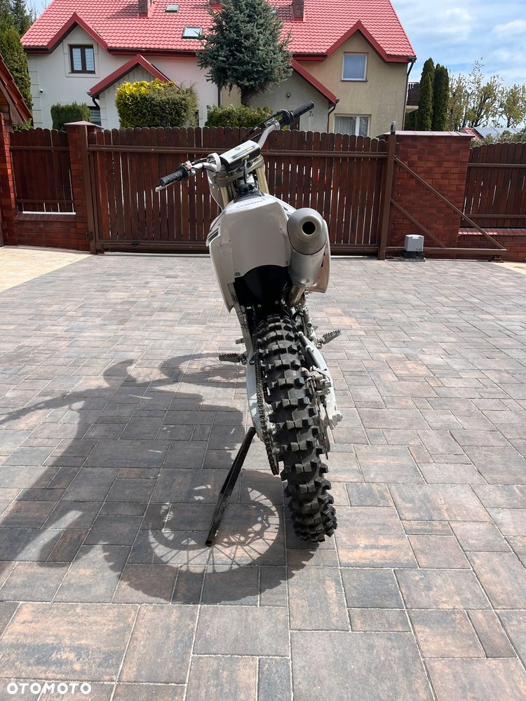 Yamaha YZ - 4
