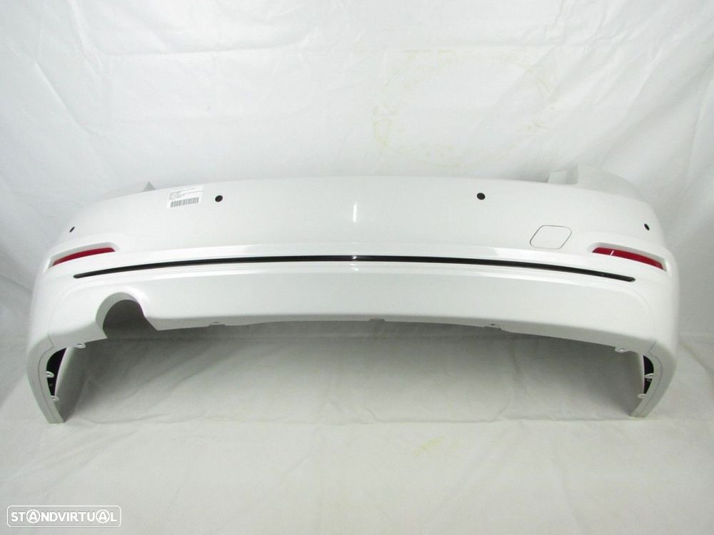 Parachoques Sport Trás Seminovo/ Original BMW 3 (F30, F80) 51127384599. - 1