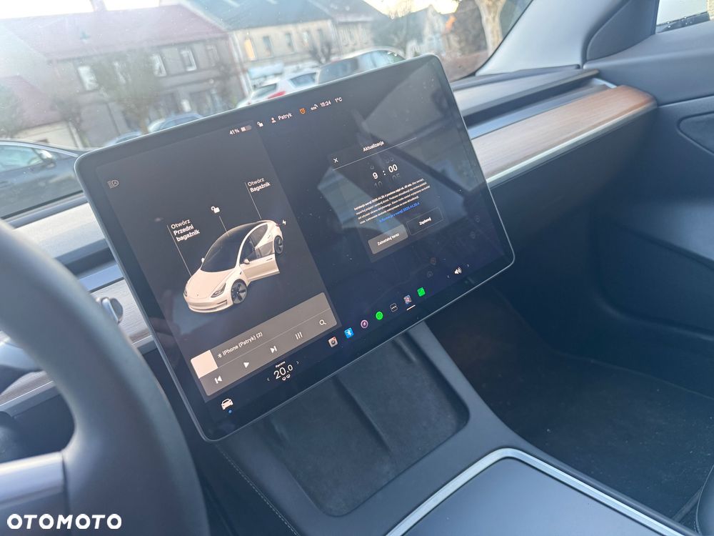 Tesla Model 3 Standard Range Plus - 20