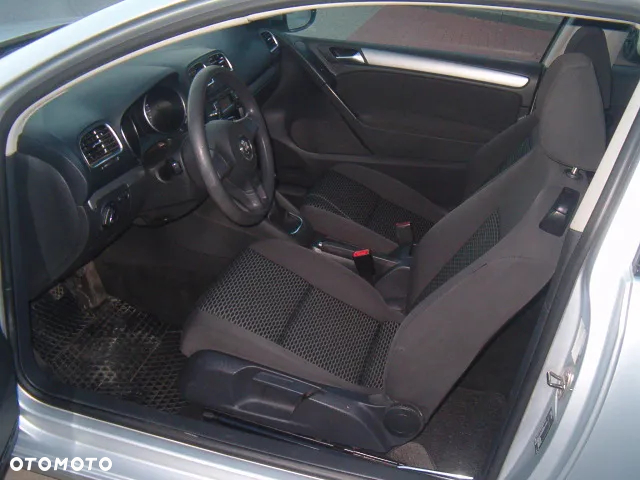 Volkswagen Golf - 13