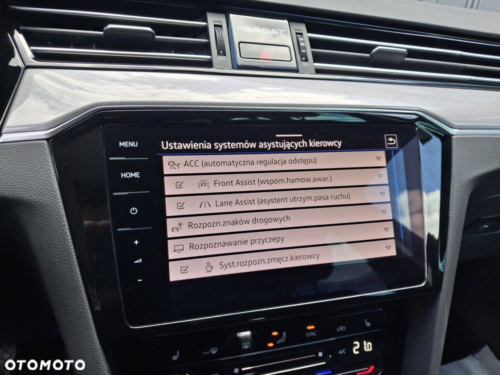 Volkswagen Passat 2.0 TDI SCR DSG Business - 25