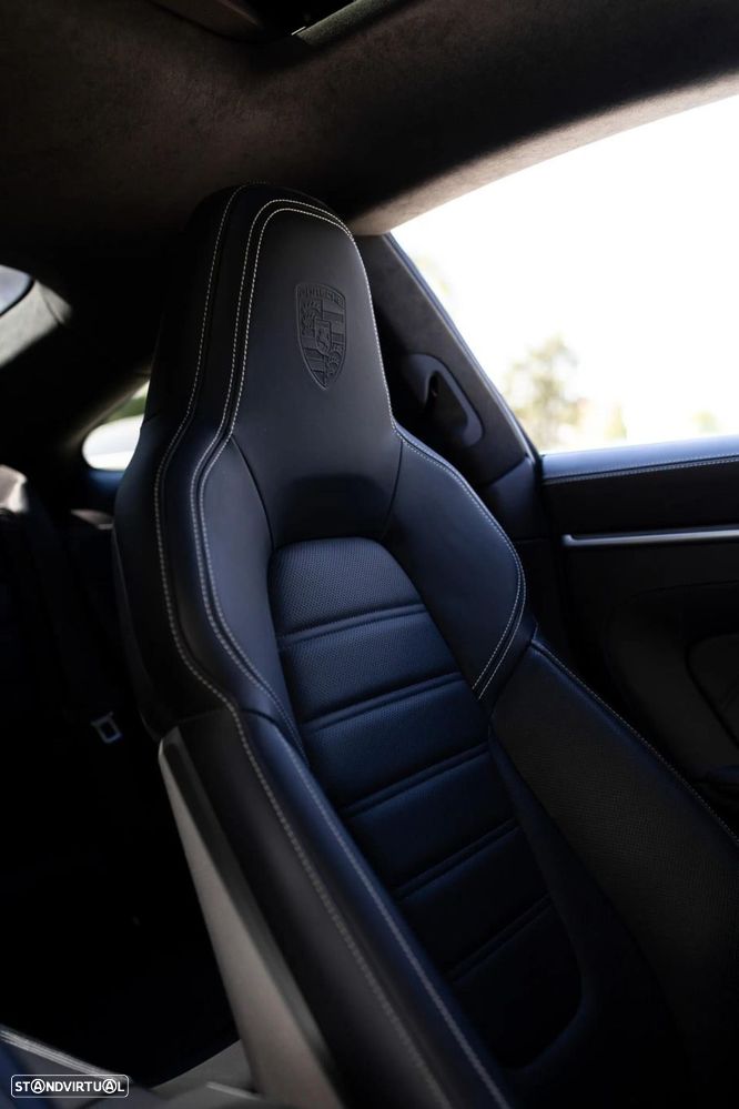 Porsche 911 (992) Turbo S PDK - 61