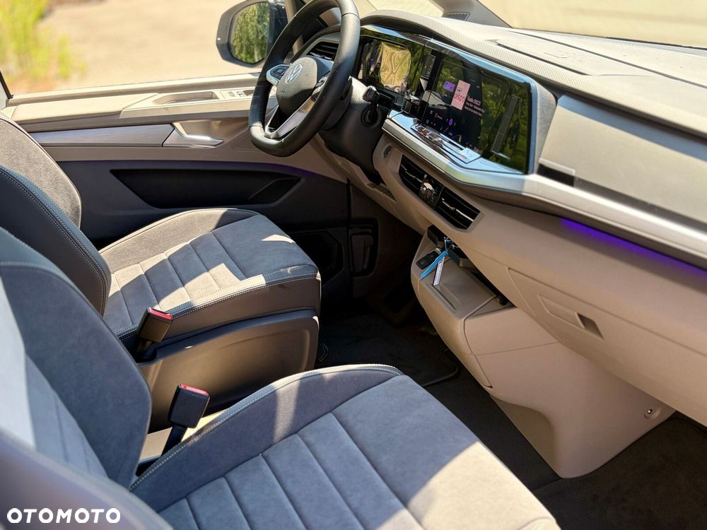 Volkswagen multivan Life L2 silnik: 2,0 l TDI SCR 150 KM / skrzynia biegów: 7-biegowa DSG rozstaw osi: 3124 mm - 9