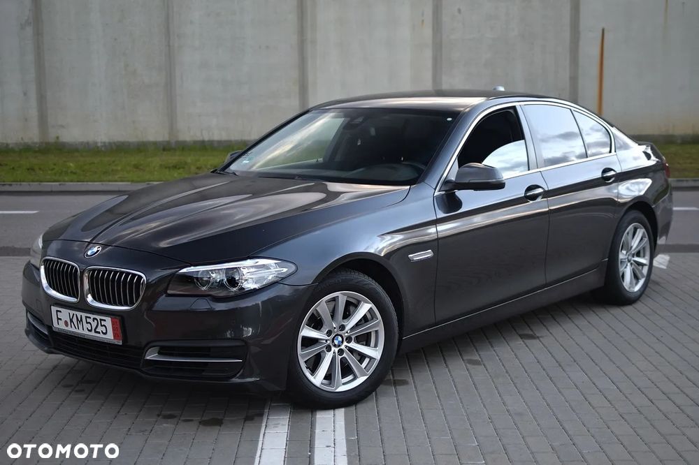 BMW Seria 5 525d Sport-Aut - 3