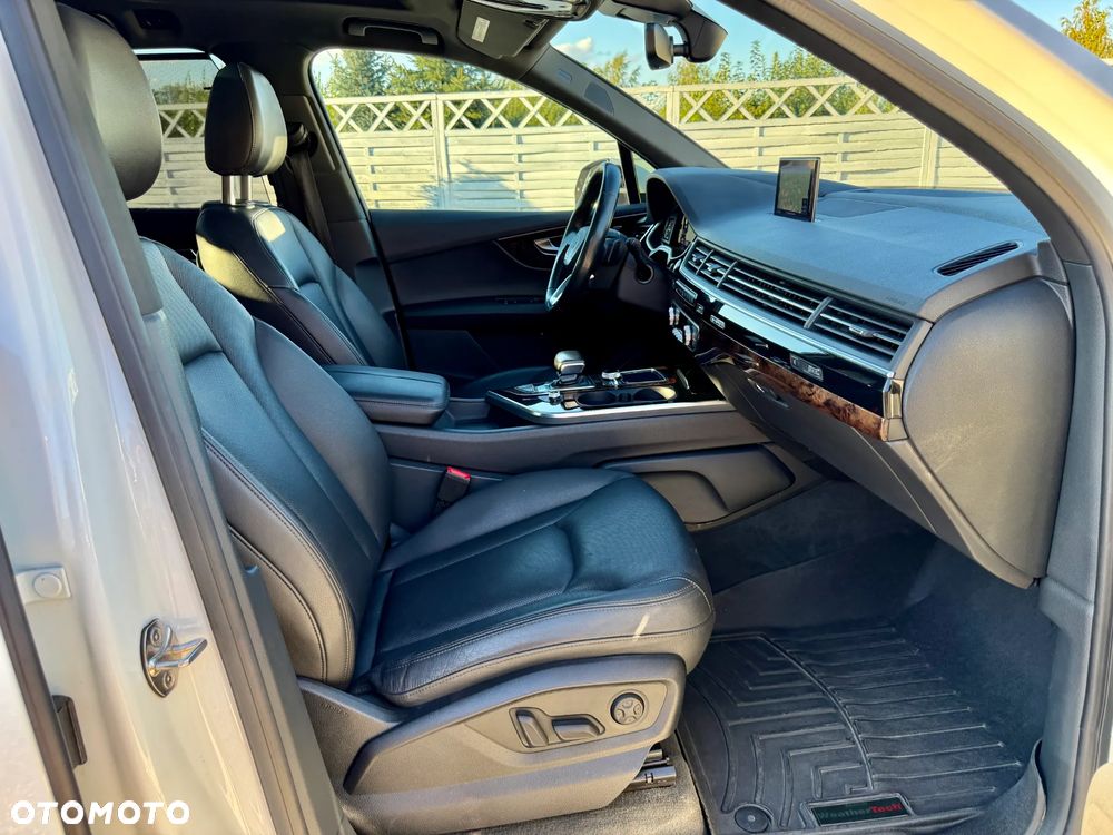 Audi Q7 55 TFSI quattro tiptronic - 5