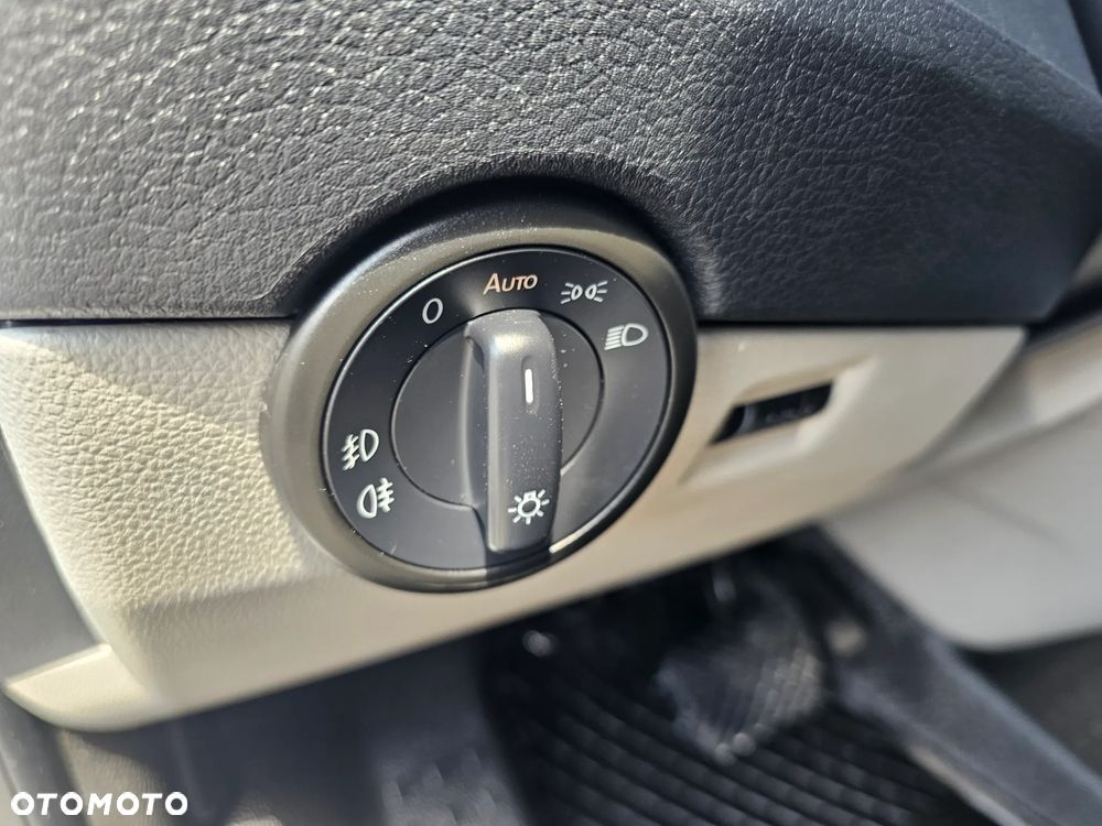 Volkswagen T6 - 13