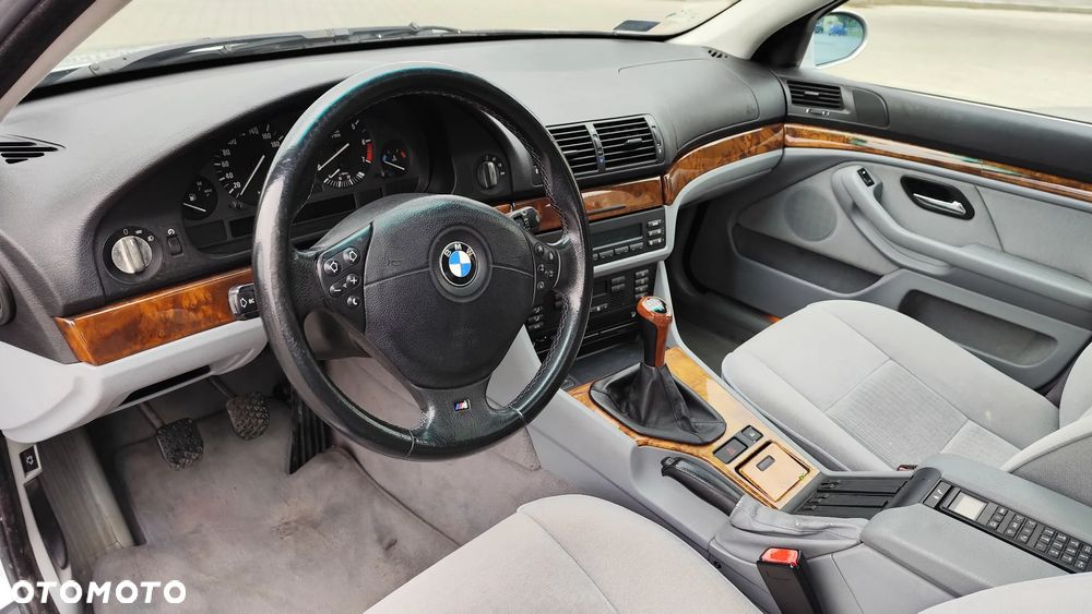 BMW Seria 5 - 18