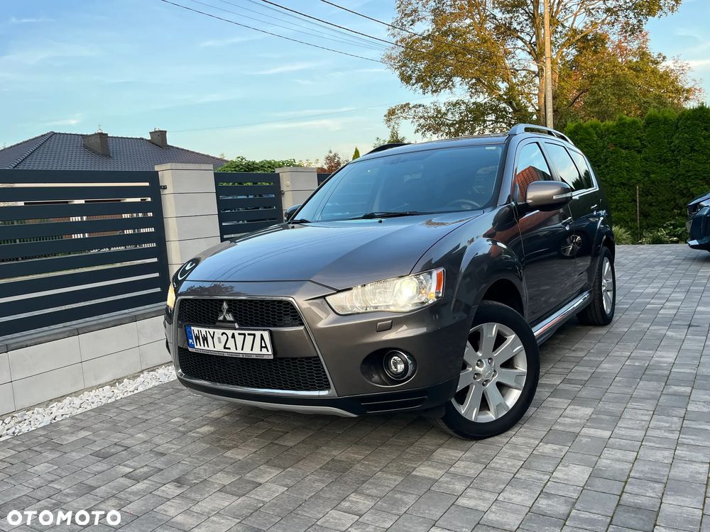 Mitsubishi Outlander 2.0 2WD 35 Jahre - 16