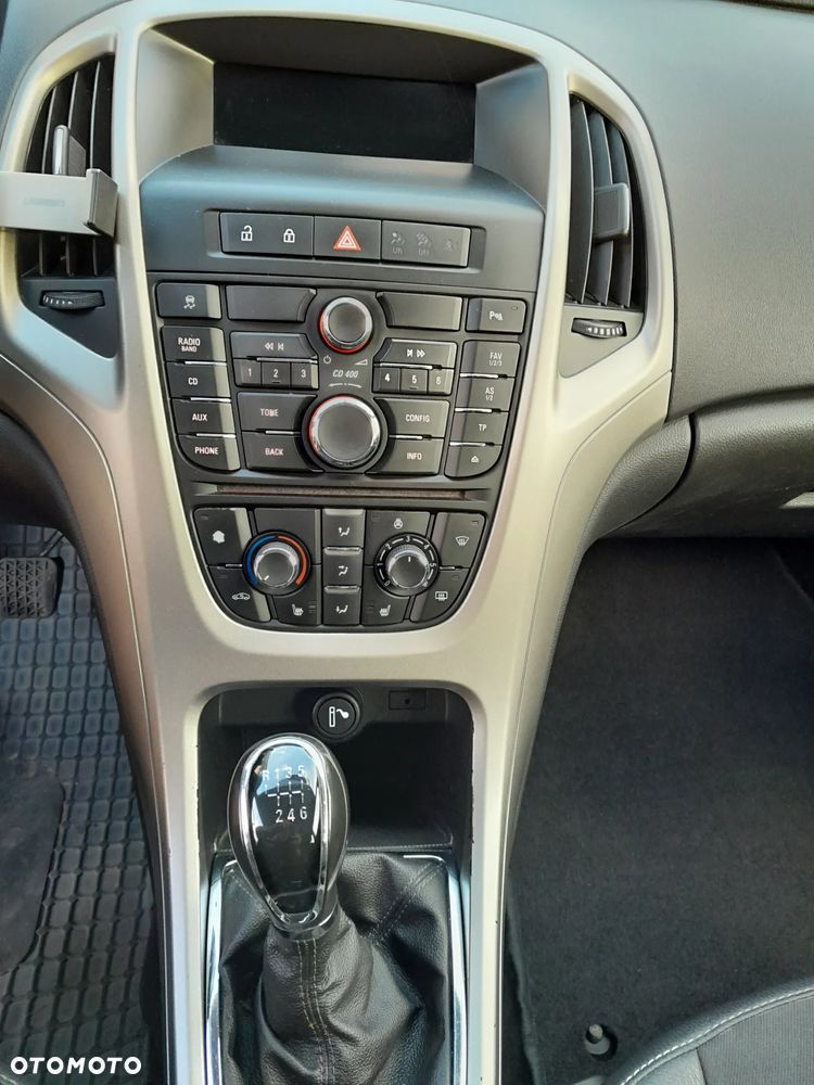 Opel Astra - 12