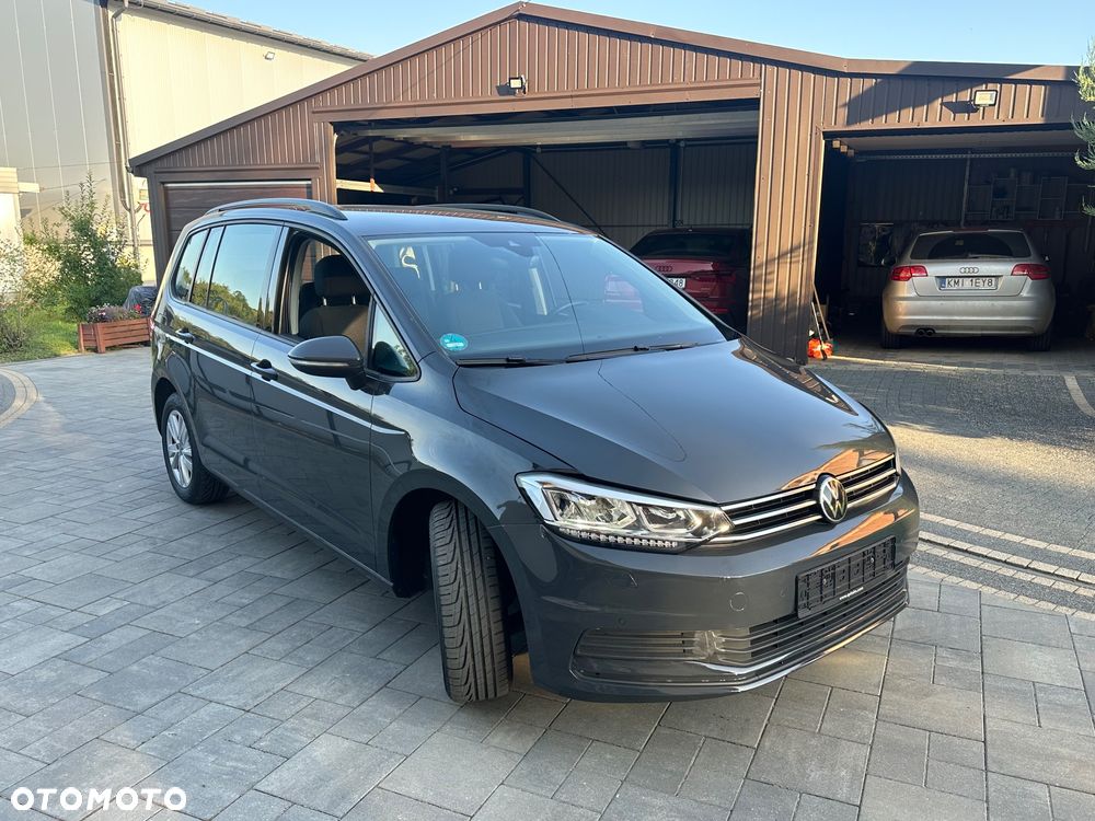 Volkswagen Touran 2.0 TDI SCR DSG ACTIVE - 2
