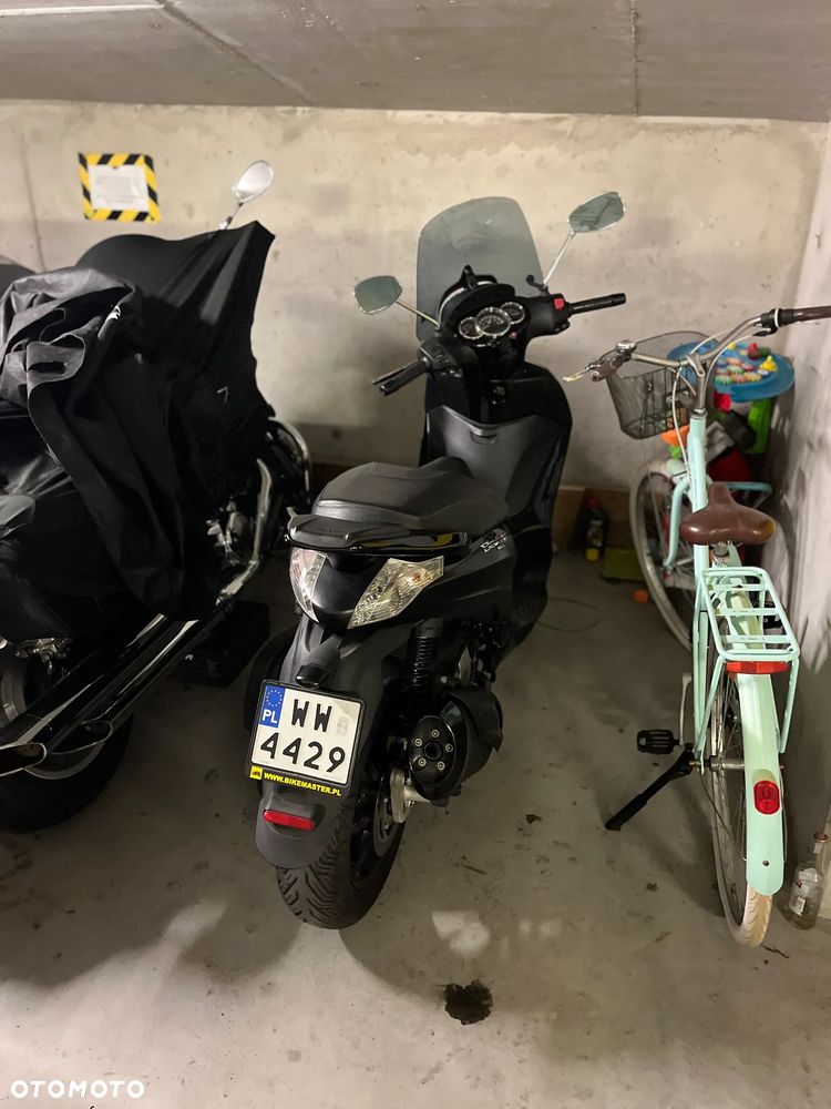 Piaggio Beverly - 12