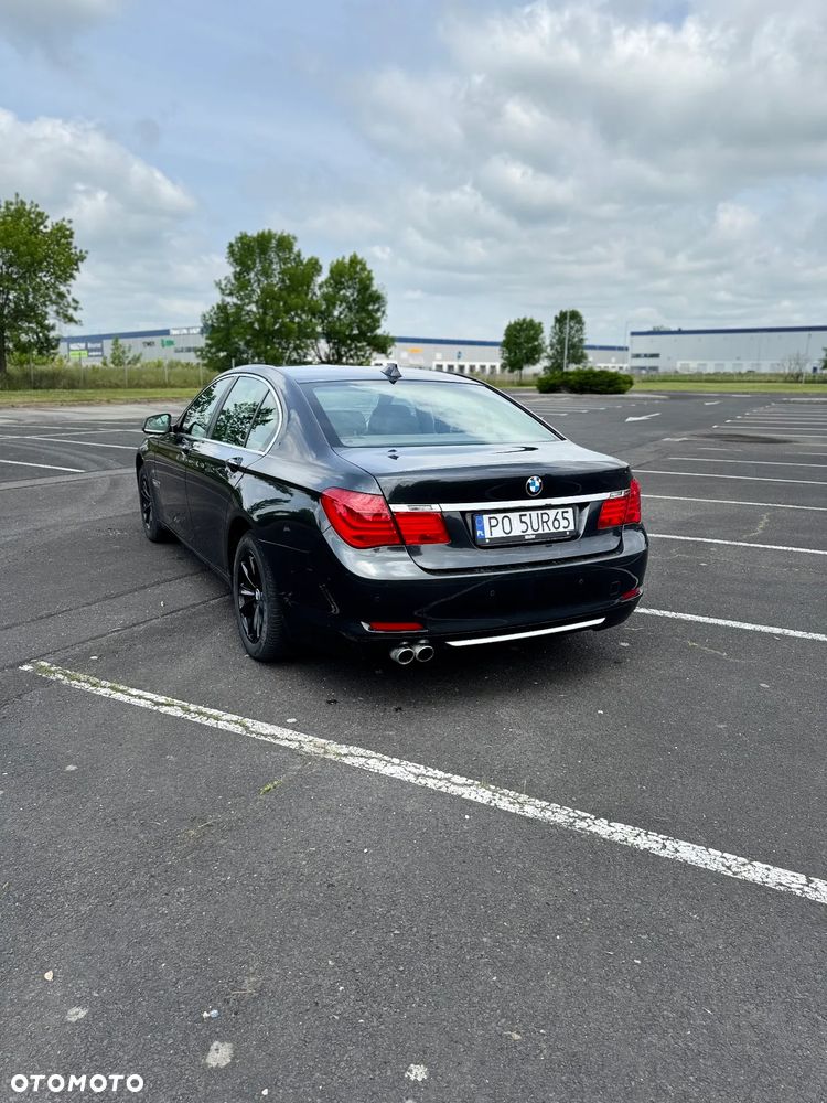 BMW Seria 7 730d - 13