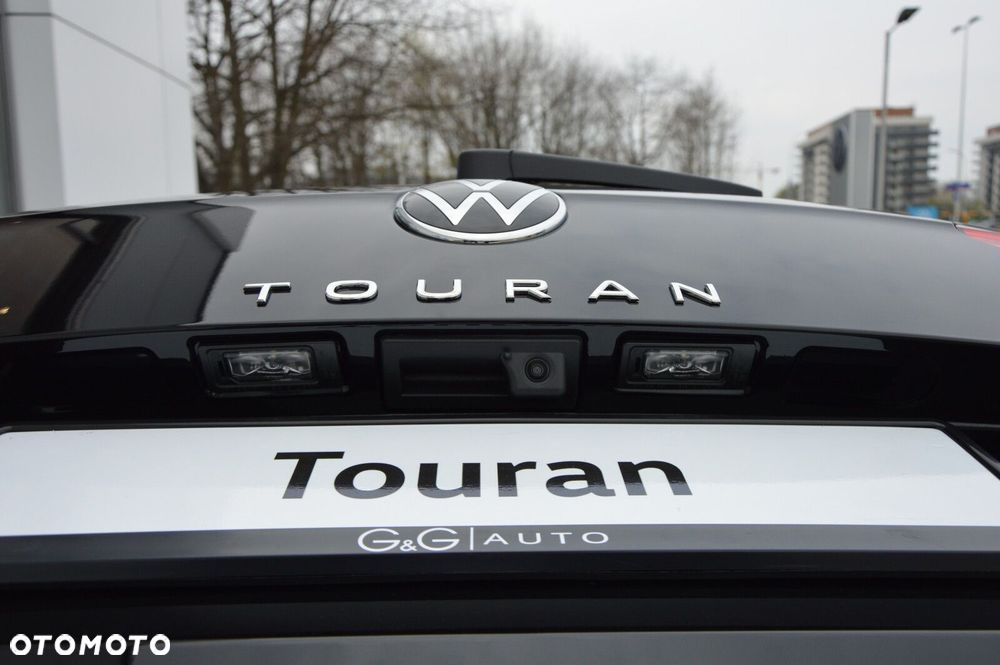 Volkswagen Touran - 27
