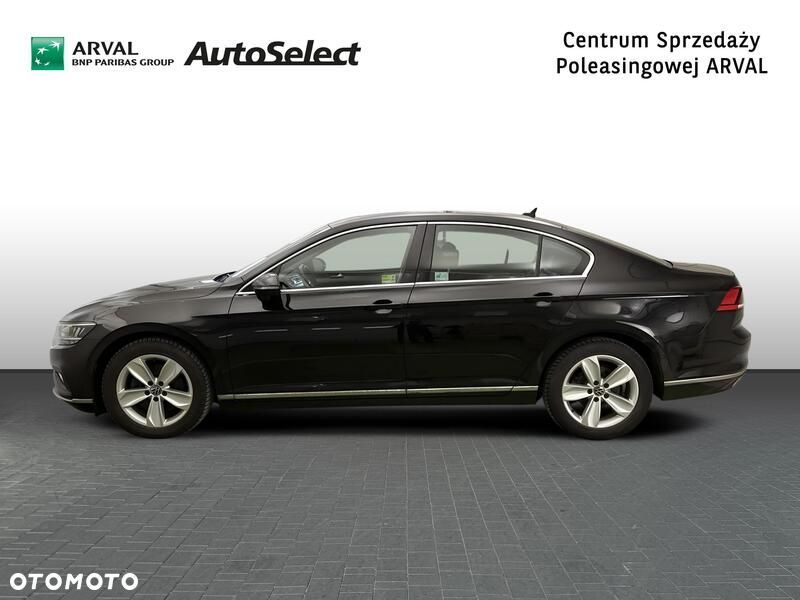 Volkswagen Passat - 2