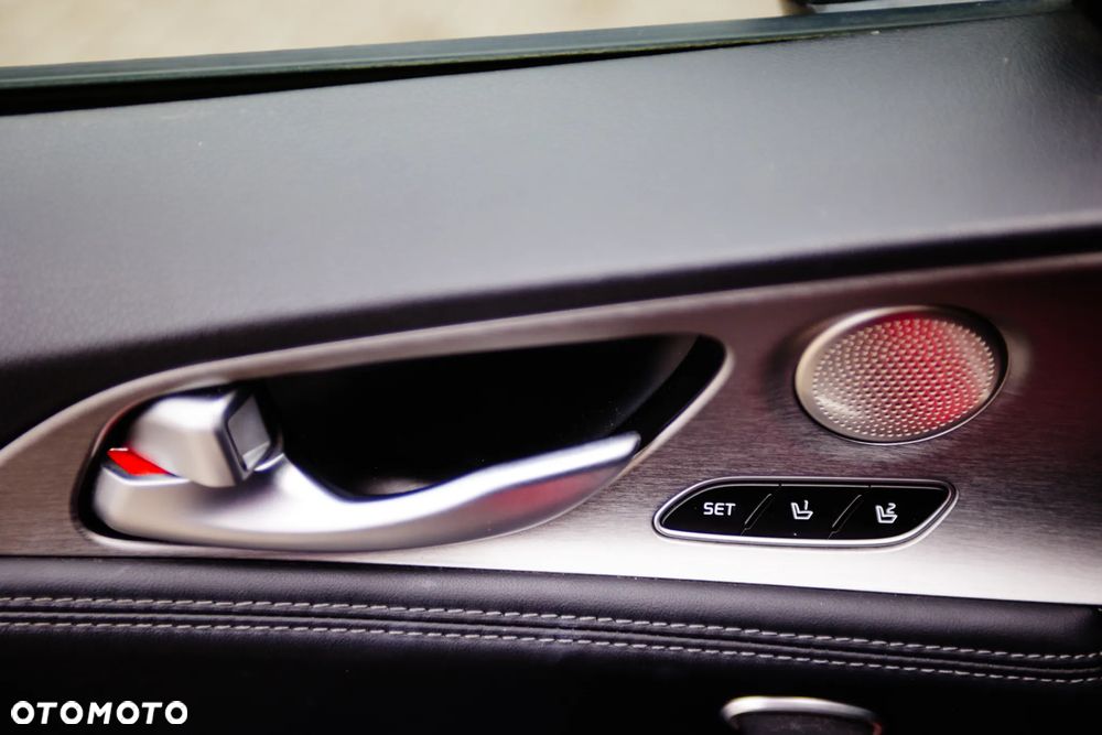 Kia Stinger 2.2 CRDI GT Line - 25