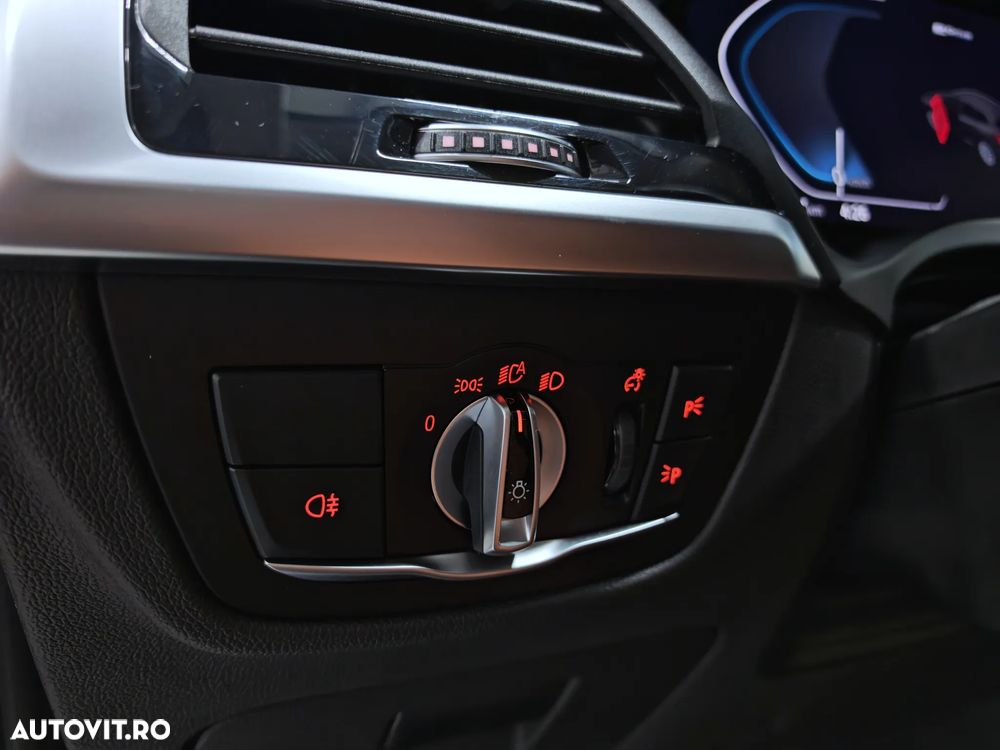 BMW X3 xDrive30e AT PHEV - 26