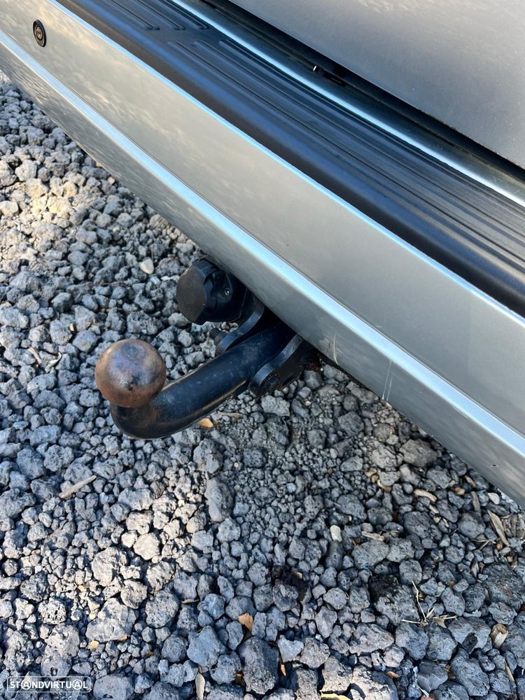 Toyota Land Cruiser Prado - 13