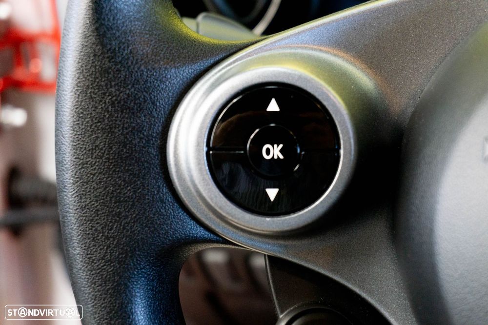 Smart ForFour EQ Pulse - 13
