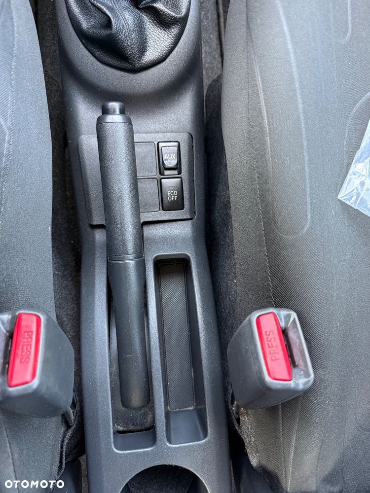 Toyota Yaris 1.33 VVT-i Cool - 25