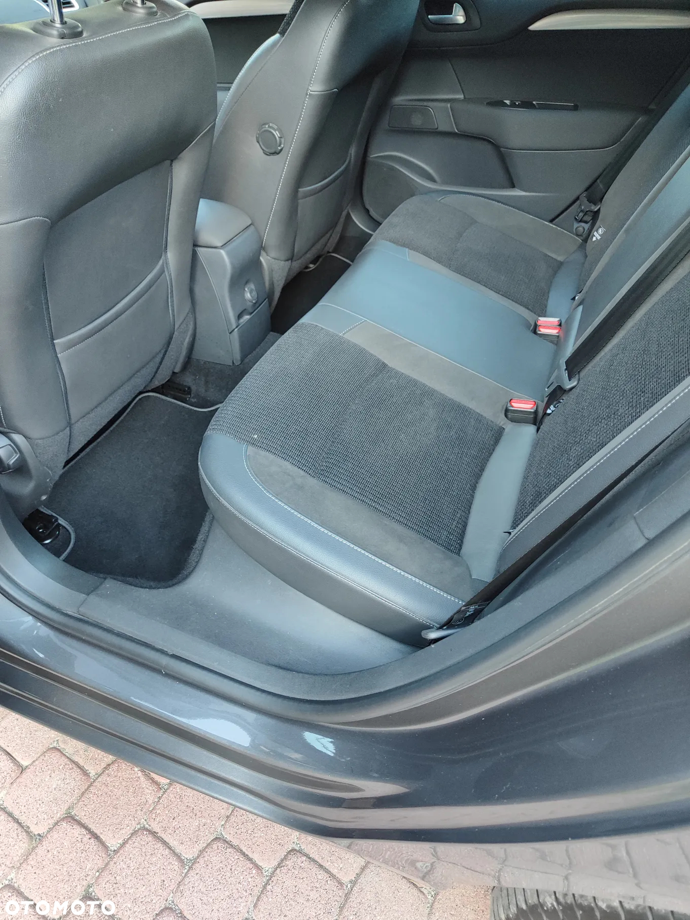 Citroën C4 1.2 PureTech Shine S&S EAT6 - 7