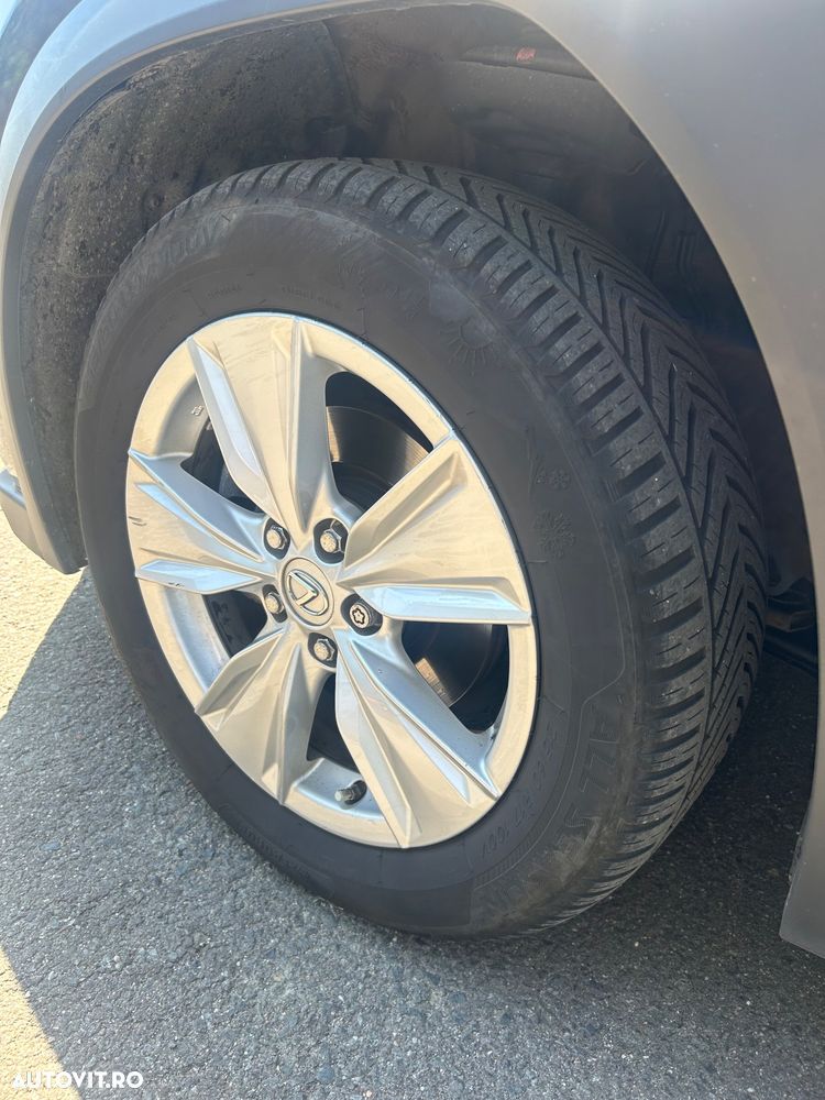 Lexus UX 250h FWD Business - 6