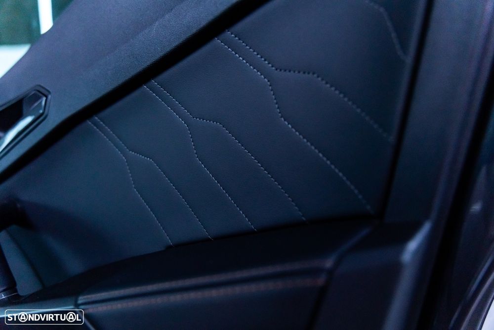 Cupra Formentor 1.4 e-Hybrid DSG Priority - 11