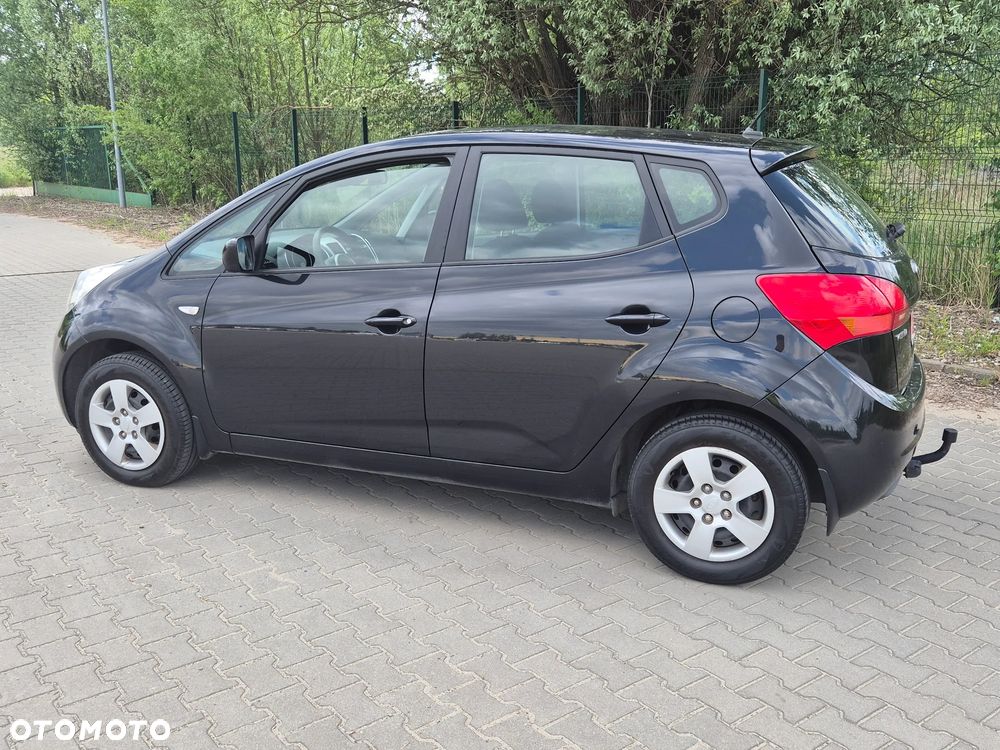 Kia Venga 1.6 Business Line - 9