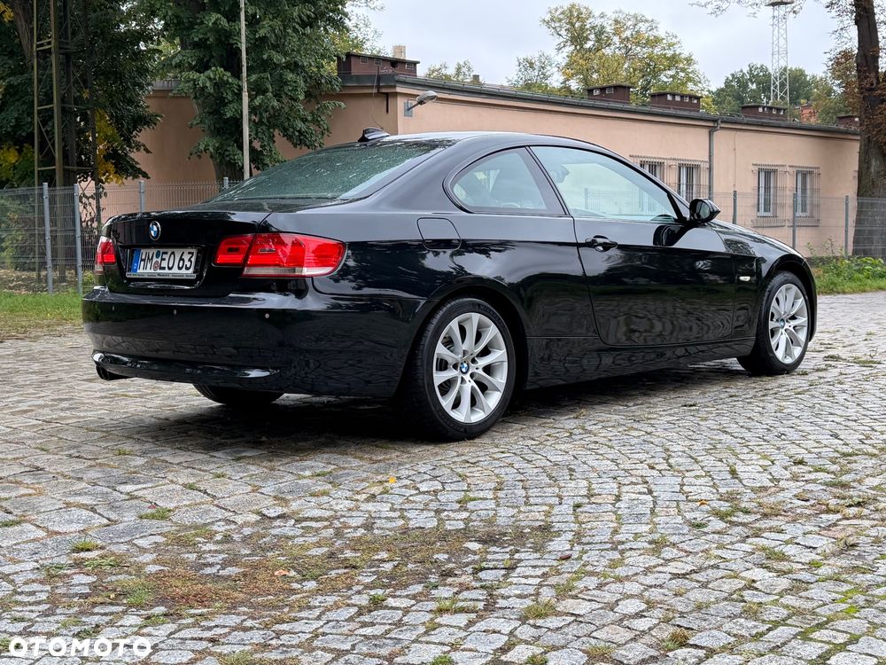 BMW Seria 3 330d - 13