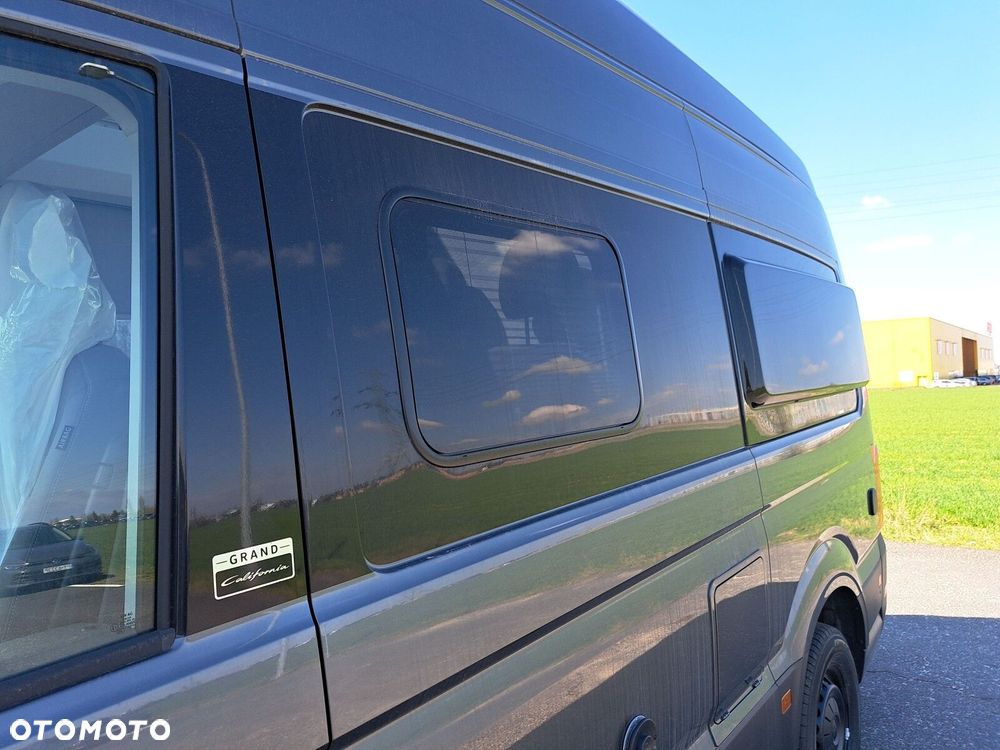 Volkswagen Grand California Grand California 600 DMC 3500kg silnik: 2,0 l TDI EURO VI-e SCR / 163KM/skrzynia biegów: Przedni napęd automatyczna 8-biegowa rozstaw osi: 3640 mm - 20