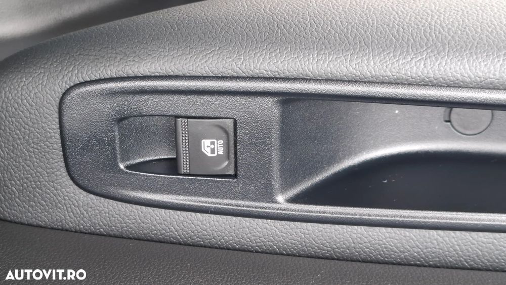 Renault Arkana E-TECH 145 Techno - 13