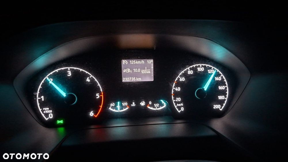 Ford Focus 1.0 EcoBoost Gold X (Trend) - 10