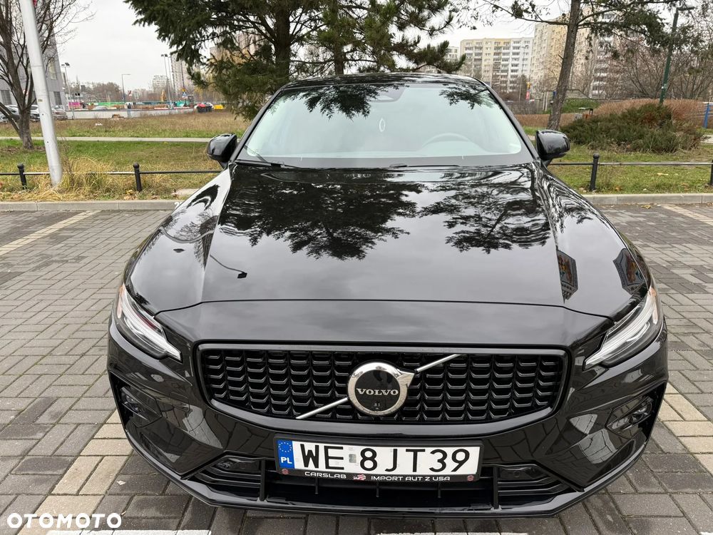 Volvo S60 B5 B AWD Plus Dark - 8