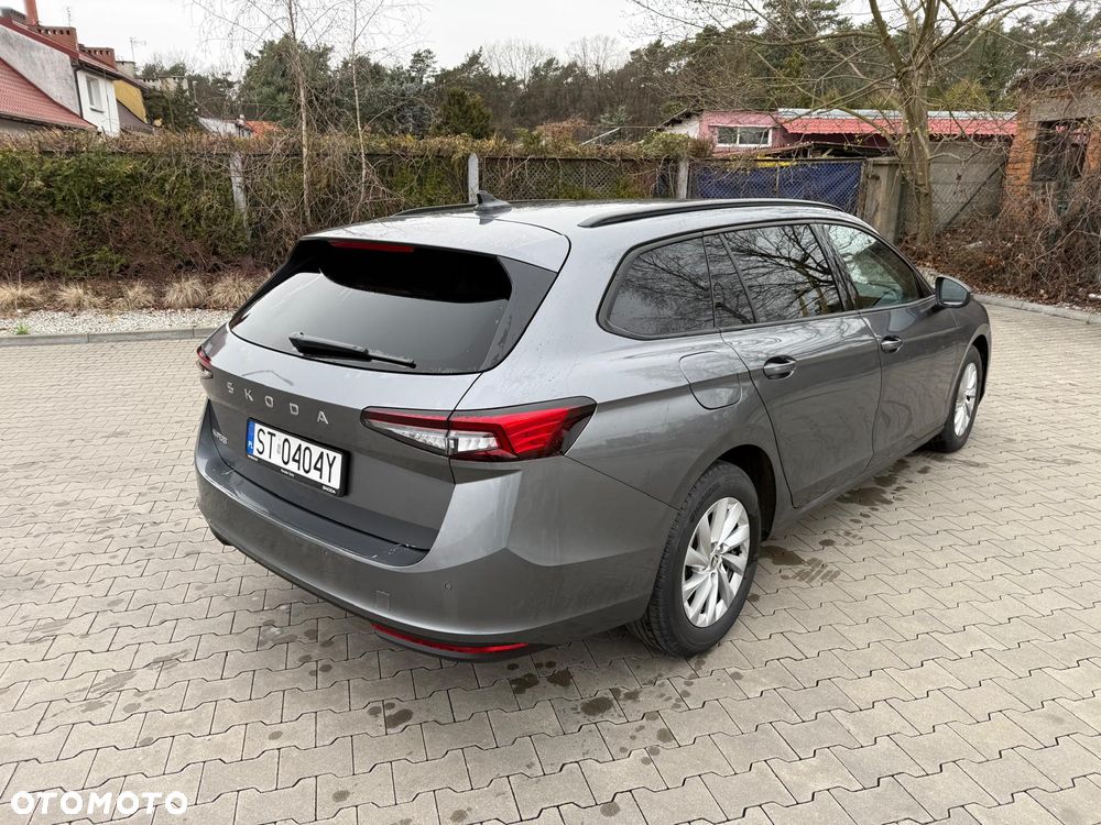 Skoda Superb 2.0 TDI SCR Essence DSG - 6