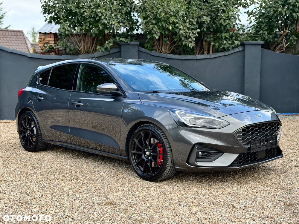 Ford Focus 2.3 EcoBoost S&S ST - 10