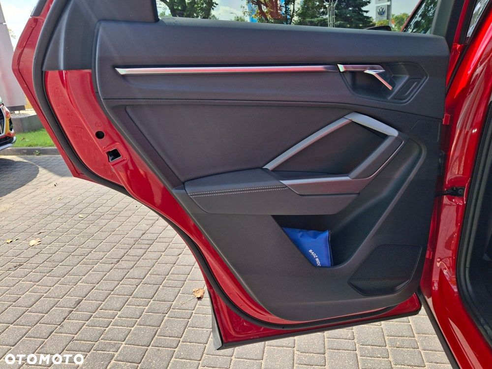 Audi Q3 Sportback - 14