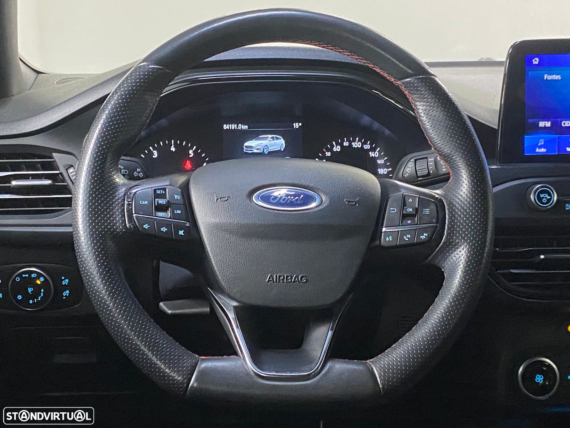 Ford Focus SW 1.0 EcoBoost ST-Line - 9