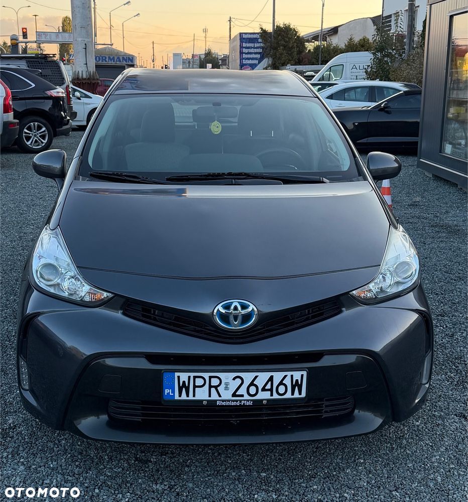 Toyota Prius (Hybrid) Executive - 1