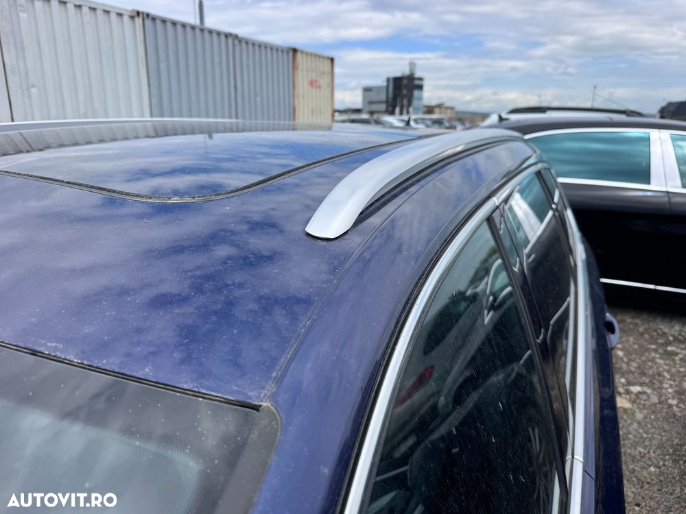 Volkswagen Passat 1.6 TDI SCR DSG Conceptline - 36