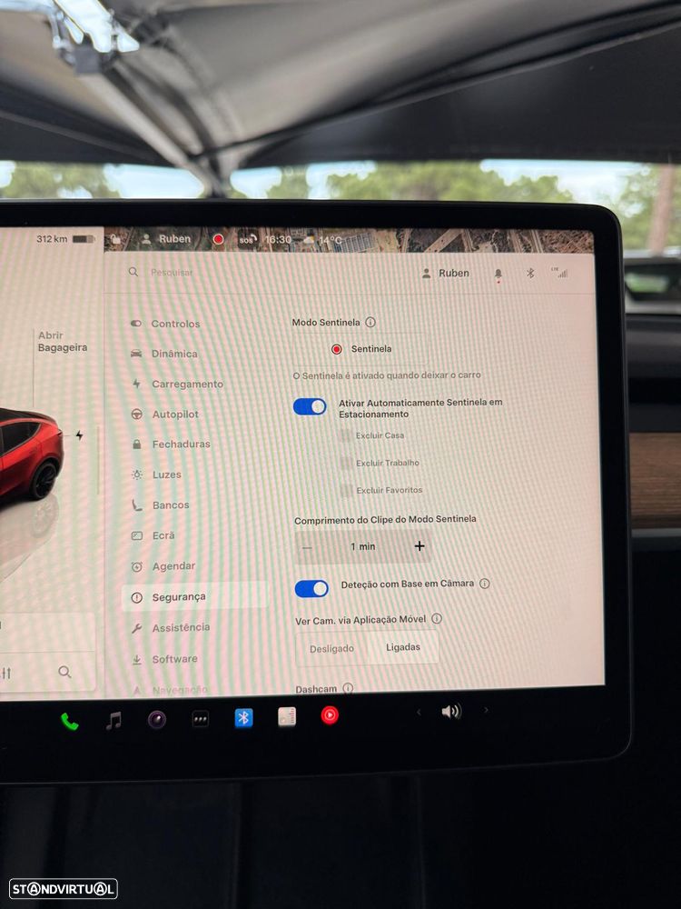 Tesla Model Y Performance Dual Motor AWD - 22