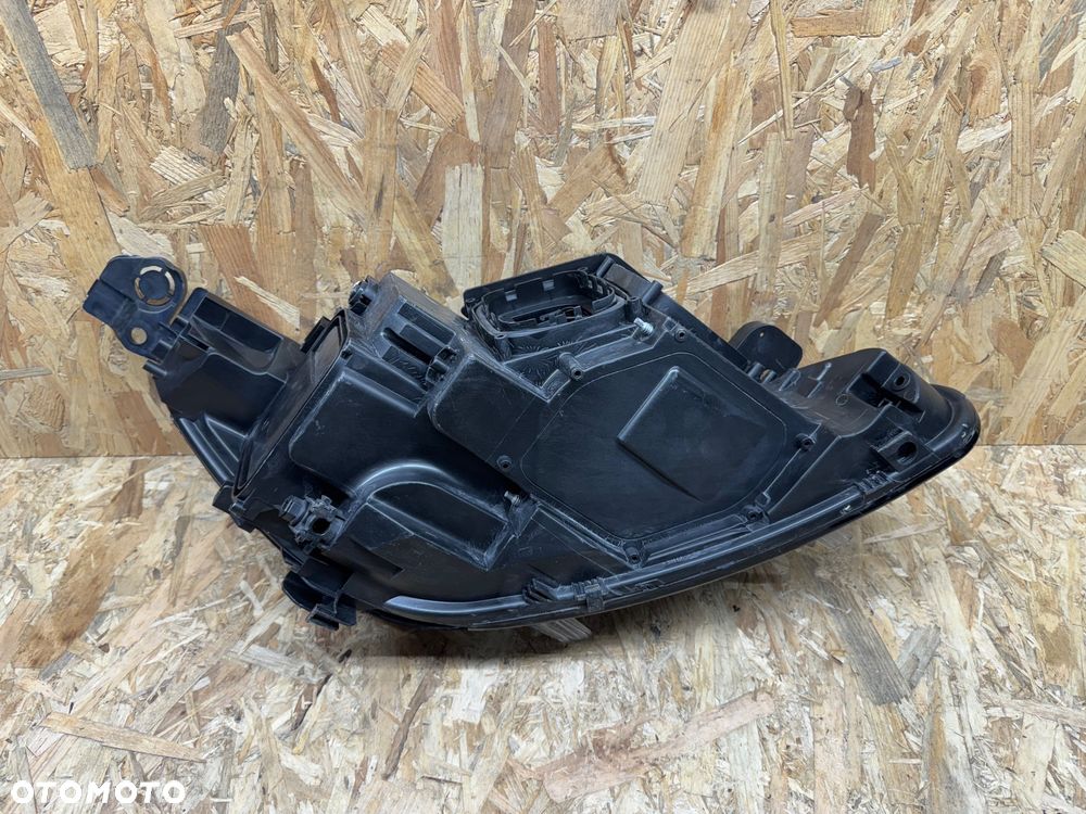 Przednia lewa lampa peugeot 308 full led - 4