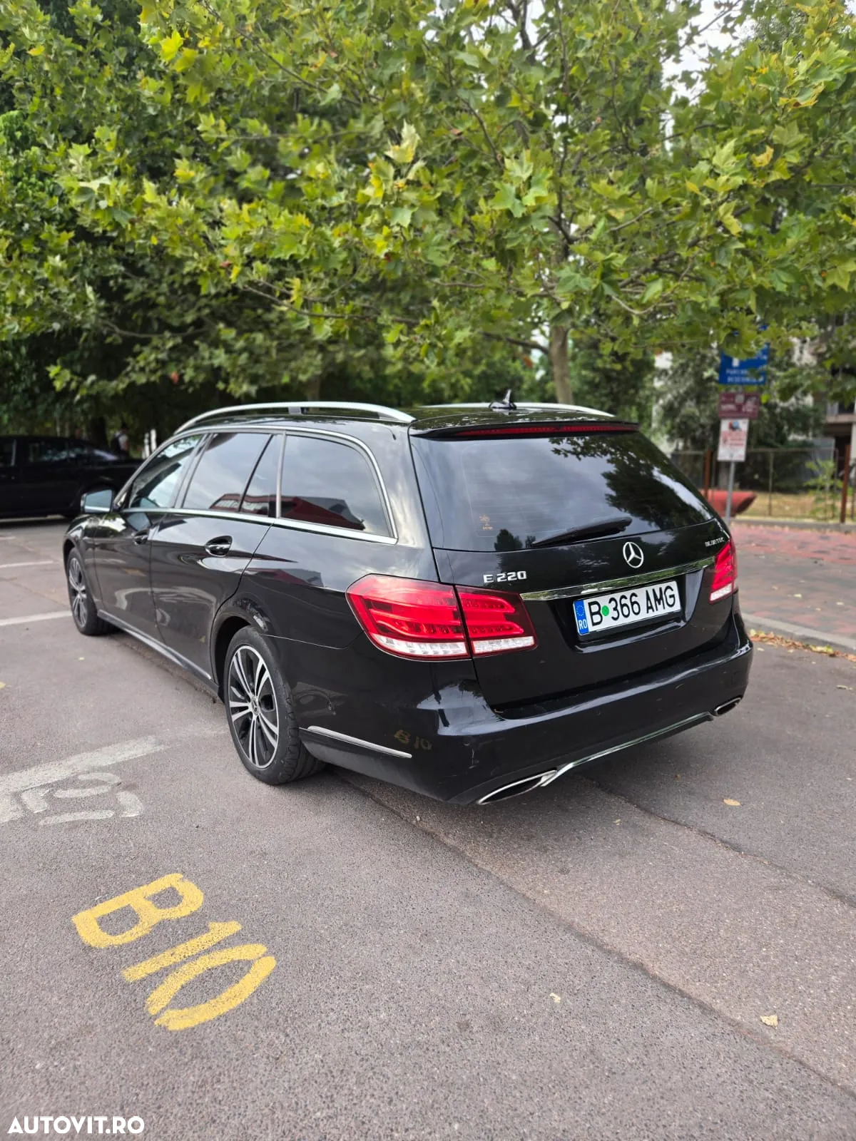 Mercedes-Benz E 220 Blue TEC BlueEFFICIENCY Edition - 4