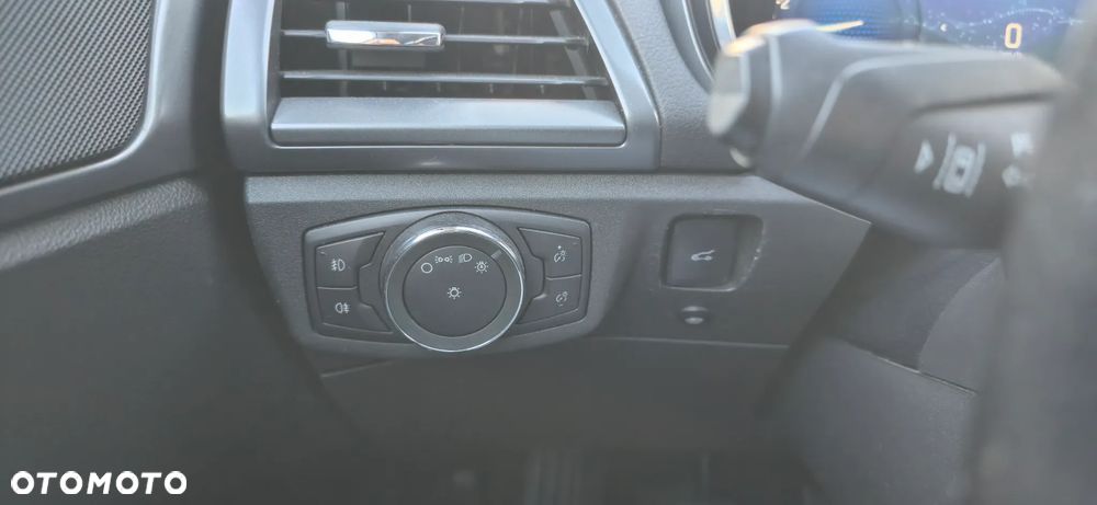 Ford Mondeo 2.0 TDCi Titanium - 20