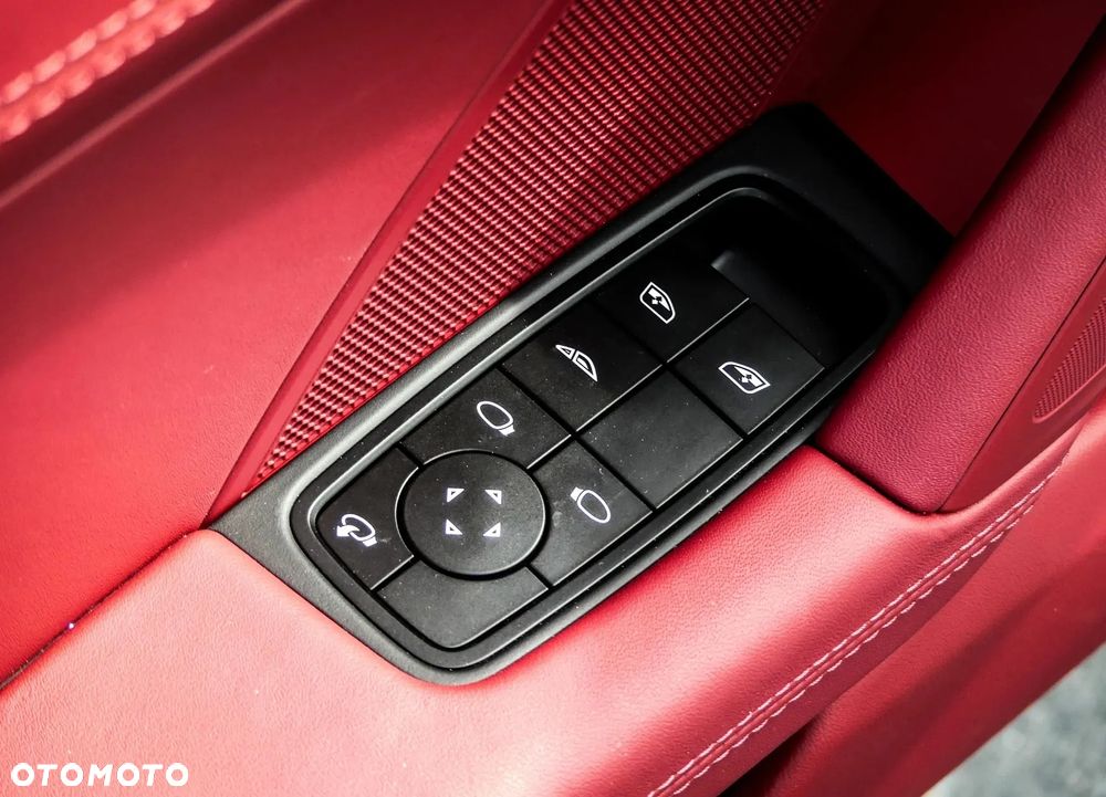 Porsche 911 Carrera Cabrio - 8