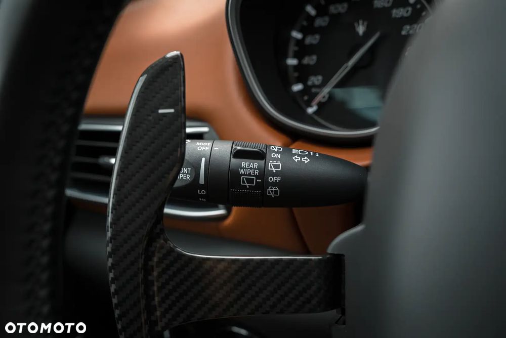 Maserati Levante Modena - 19