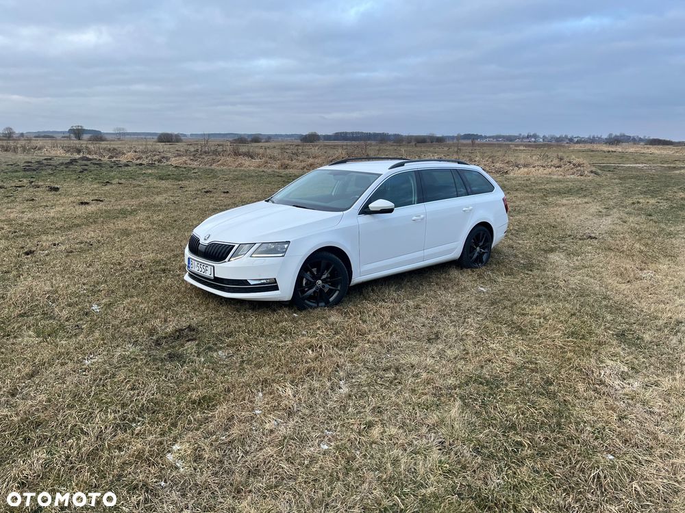 Skoda Octavia Combi 2.0 TDI DSG Style - 20