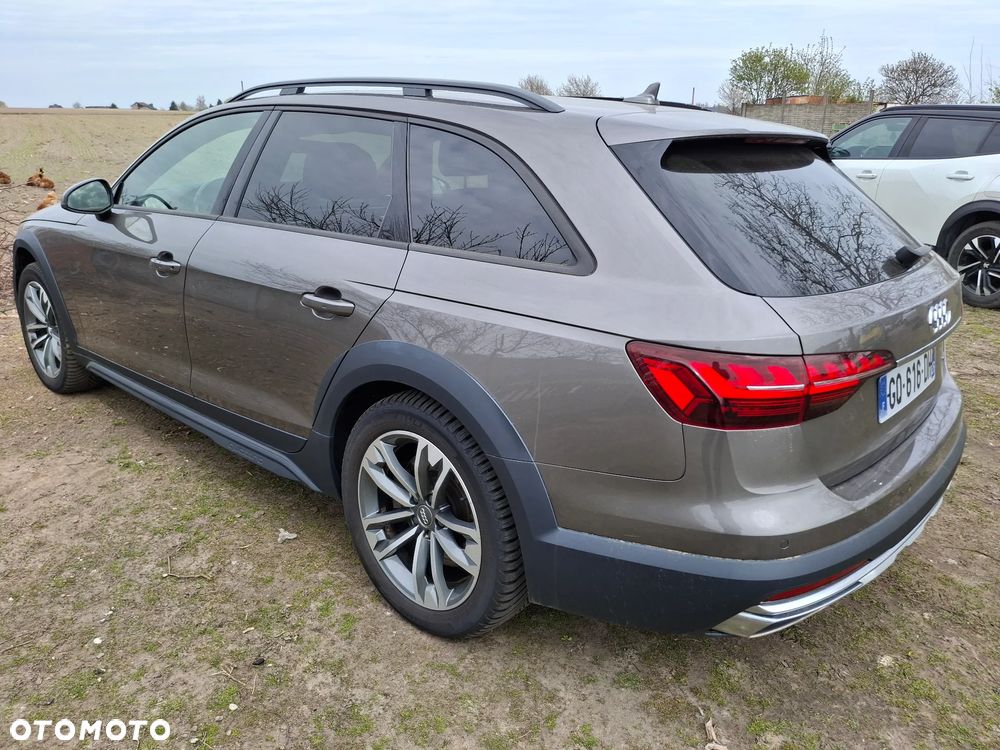 Audi A4 Allroad - 1