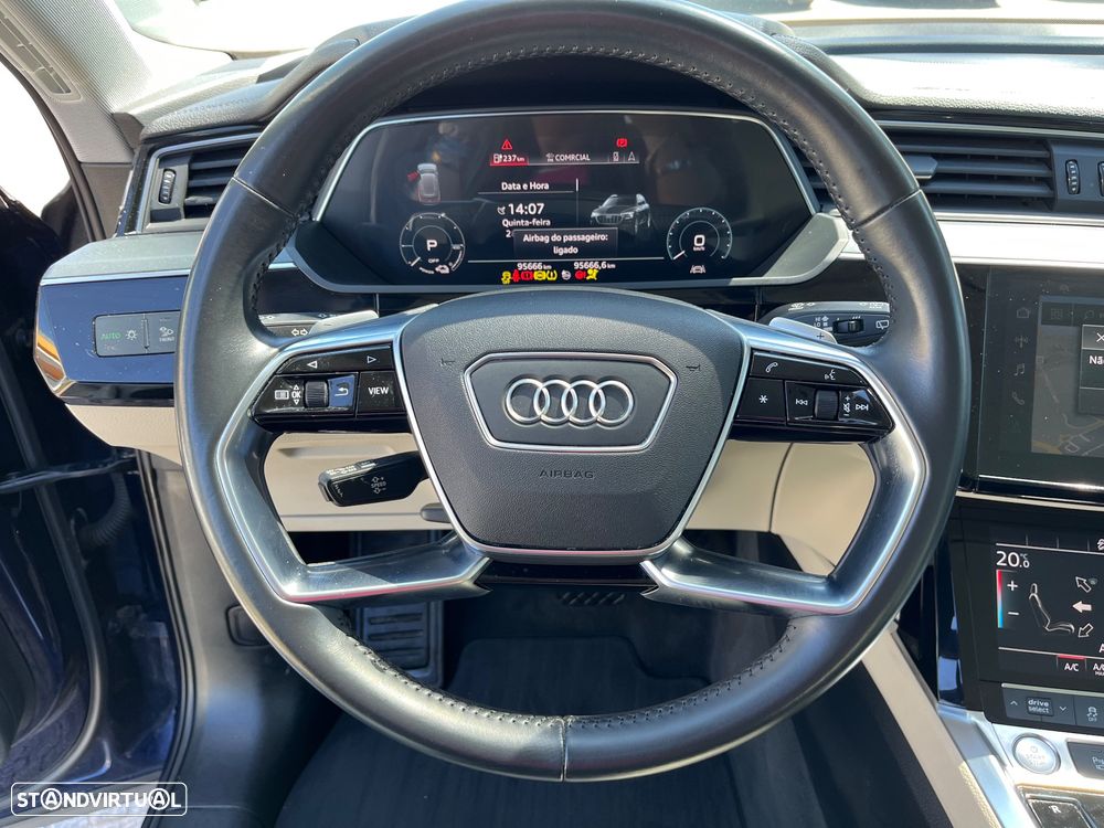 Audi e-tron 55 quattro - 24