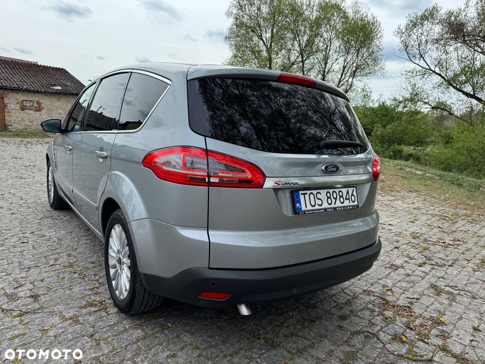 Ford C-MAX 2.0 TDCi Champions Edition - 8